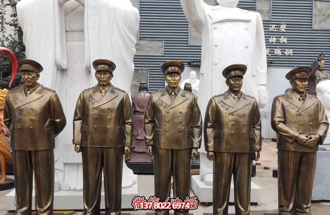 仿銅偉人元帥玻璃鋼雕塑，締造景區(qū)世界十大經(jīng)典