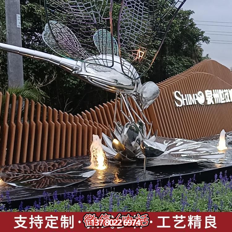 大型不銹鋼雕塑，為城市酒店、公園、商場(chǎng)及水景環(huán)境增添獨(dú)特景觀