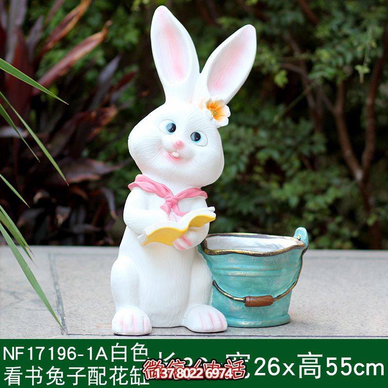 玻璃鋼兔子雕塑，為公園增色