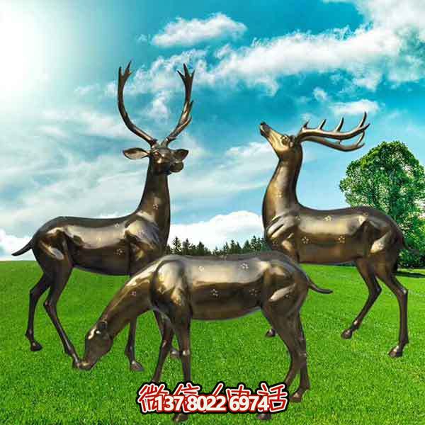 仿銅梅花鹿雕塑，裝點玻璃鋼園林