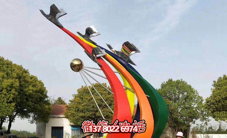 城市街道玻璃鋼彩繪抽象工藝鴿子雕塑 城市街道玻璃鋼彩繪抽象工藝鴿子雕塑